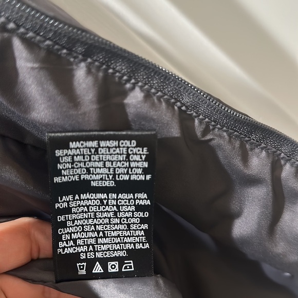 Gently used Covington quilted Jacket with removable hood💖 - Picture 5 of 7